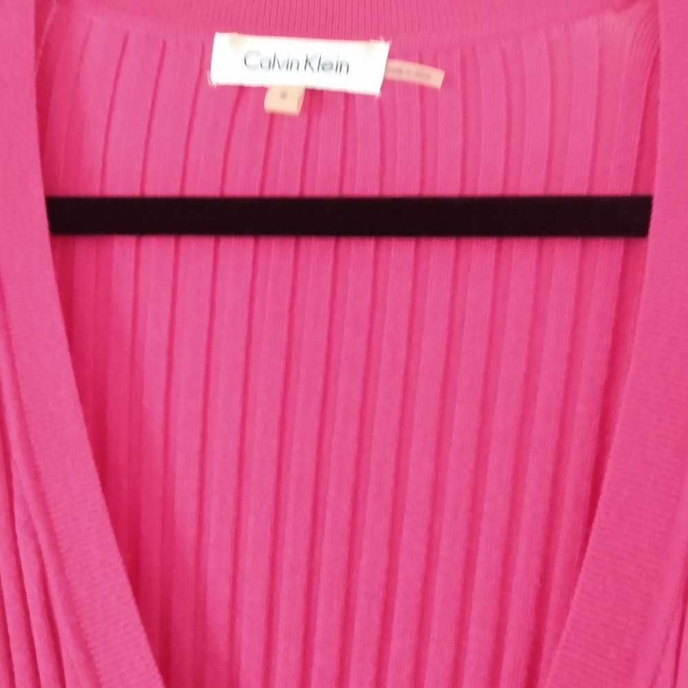 Pink sweater - Picture 2 of 2